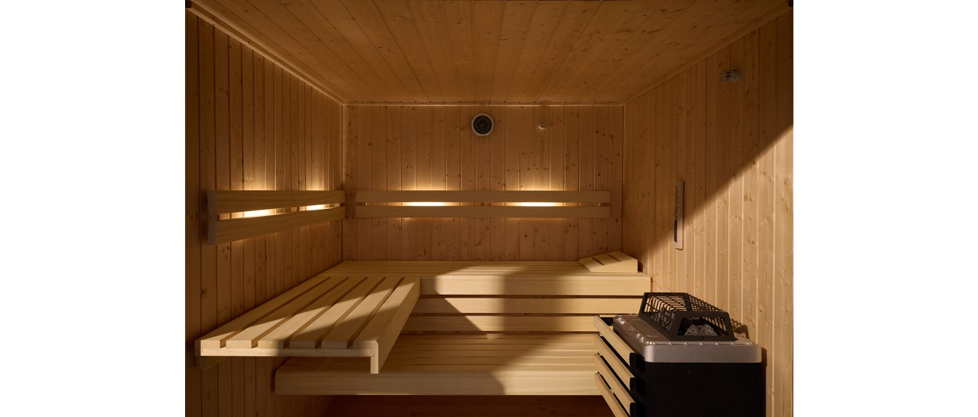 KOHLER C1 - 5 Person Indoor Sauna Kit (Scandinavian Spruce)